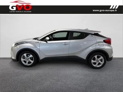TOYOTA C-HR 122h Dynamic 2WD E-CVT occasion 2018 - Photo 3