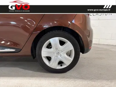 RENAULT Clio 0.9 TCe 90ch Zen eco² occasion 2014 - Photo 4