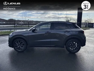 LEXUS LBX 1.5 136ch Cool 2WD MY26 occasion 2026 - Photo 3