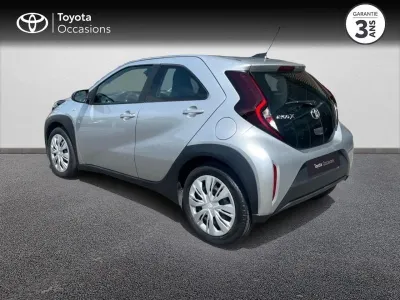 TOYOTA Aygo X 1.0 VVT-i 72ch Dynamic occasion 2023 - Photo 2