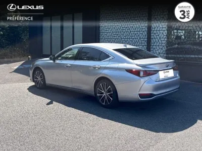 LEXUS ES 300h Luxe occasion 2022 - Photo 2