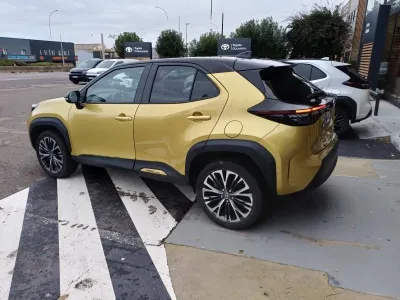 TOYOTA Yaris Cross 116h Collection MY22 occasion 2022 - Photo 4