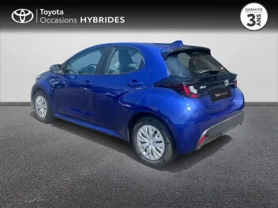 TOYOTA Yaris 116h Dynamic 5p MY22 occasion 2023 - Photo 2