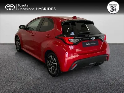 TOYOTA Yaris 116h Design 5p MY22 occasion 2023 - Photo 2