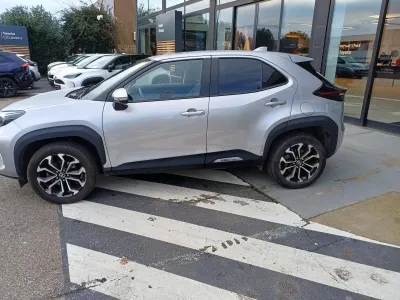 TOYOTA Yaris Cross 116h Design MY22 occasion 2022 - Photo 3