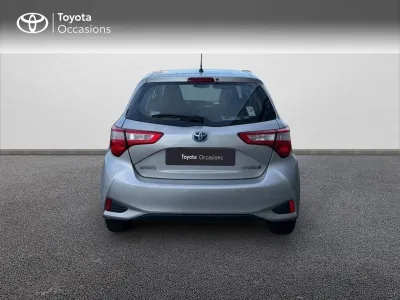 TOYOTA Yaris 100h Dynamic 5p RC18 occasion 2018 - Photo 4