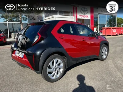 TOYOTA Aygo X 1.0 VVT-i 72ch Design occasion 2022 - Photo 2