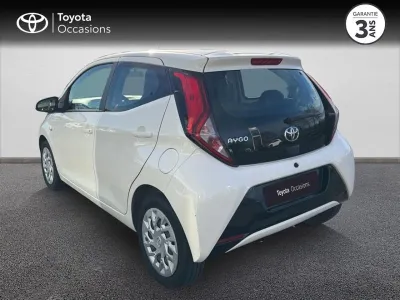 TOYOTA Aygo 1.0 VVT-i 72ch x-play 5p occasion 2019 - Photo 3