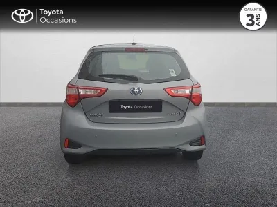 TOYOTA Yaris 100h Dynamic Business 5p RC18 occasion 2018 - Photo 4