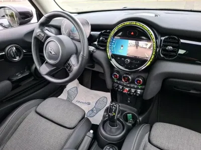 MINI Mini Cooper S 178ch  Edition Camden BVA7 occasion 2022 - Photo 3