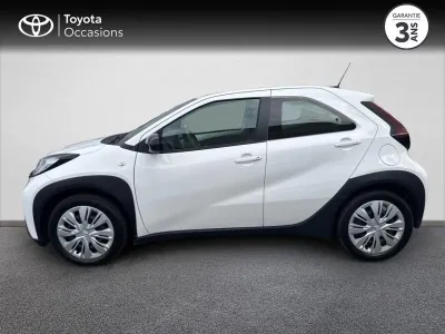 TOYOTA Aygo X 1.0 VVT-i 72ch Dynamic occasion 2023 - Photo 3