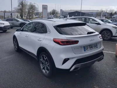 KIA XCeed 1.6 GDi 105ch + Plug-In 60.5ch Active DCT6 MY22 occasion 2022 - Photo 2