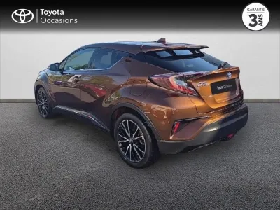 TOYOTA C-HR 122h Distinctive 2WD E-CVT RC18 occasion 2018 - Photo 2