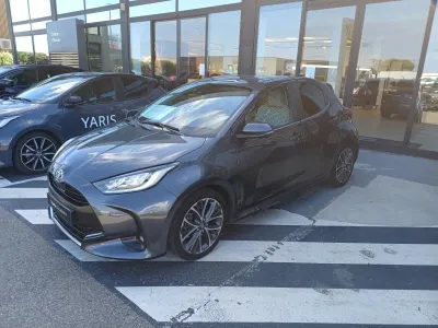 TOYOTA Yaris 116h Iconic 5p MY22 occasion 2023 - Photo 3