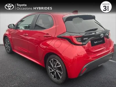 TOYOTA Yaris 116h Design 5p MY22 occasion 2023 - Photo 2