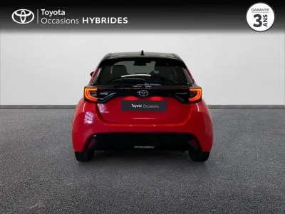 TOYOTA Yaris 116h Première 5p occasion 2020 - Photo 4