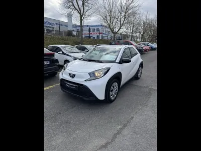 TOYOTA Aygo X 1.0 VVT-i 72ch Dynamic MY24 occasion 2025 - Photo 1