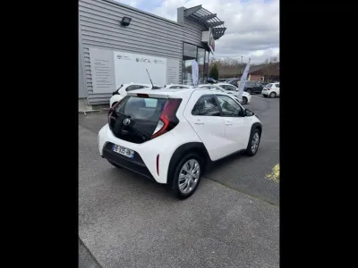 TOYOTA Aygo X 1.0 VVT-i 72ch Dynamic MY24 occasion 2025 - Photo 4