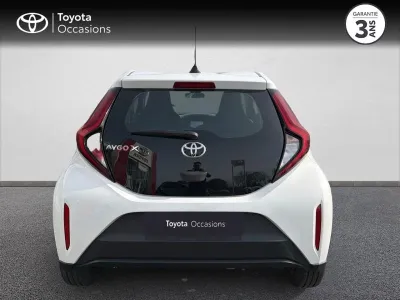 TOYOTA Aygo X 1.0 VVT-i 72ch Dynamic occasion 2022 - Photo 4