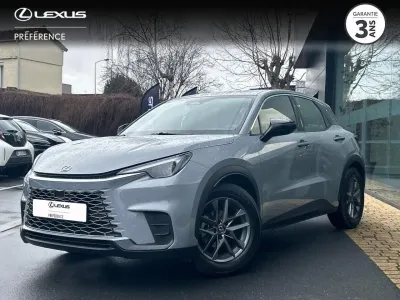 LEXUS LBX 1.5 136ch Business 2WD occasion 2024 - Photo 1