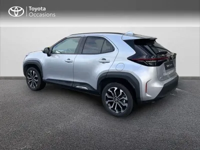 TOYOTA Yaris Cross 130h Design PackCargo AWD-i MC24 occasion 2024 - Photo 2