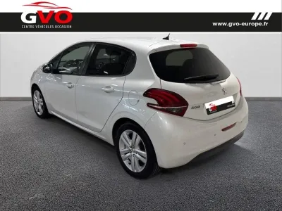 PEUGEOT 208 1.6 BlueHDi 100ch Style 5p occasion 2017 - Photo 2