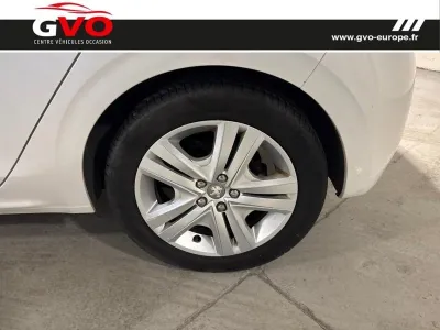 PEUGEOT 208 1.6 BlueHDi 100ch Style 5p occasion 2017 - Photo 4