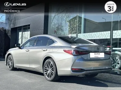 LEXUS ES 300h Luxe occasion 2022 - Photo 3