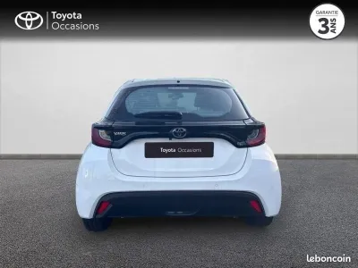 TOYOTA Yaris 120 VVT-i Dynamic Business 5p MC24 occasion 2024 - Photo 4