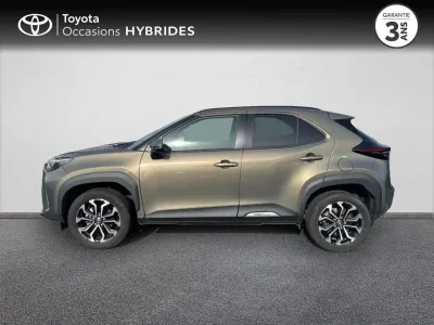 TOYOTA Yaris Cross 130h Design AWD-i MC24 occasion 2025 - Photo 3