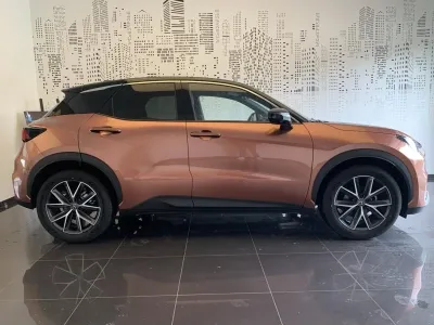 LEXUS LBX 1.5 136ch Cool 2WD occasion 2025 - Photo 4