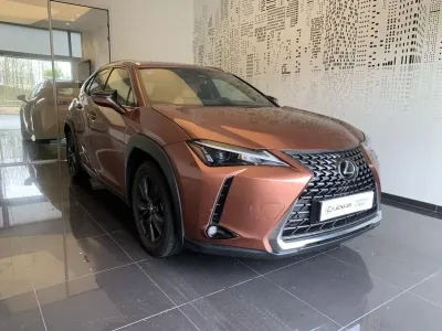 LEXUS UX 300h Luxe 2WD MC25 occasion 2024 - Photo 3