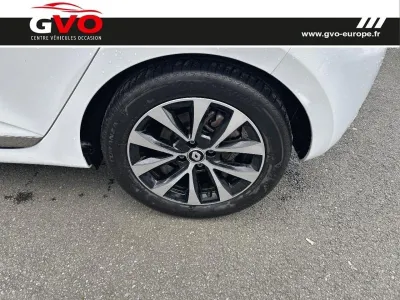 RENAULT Clio 1.6 E-Tech hybride 145ch Techno occasion 2023 - Photo 4