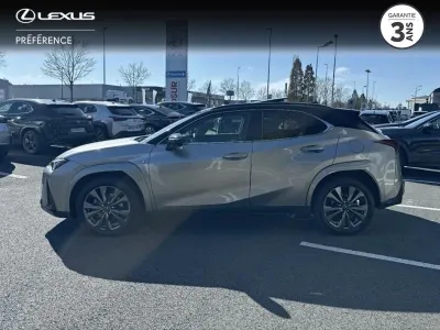 LEXUS UX 300h F SPORT Executive 2WD MC25 occasion 2024 - Photo 2