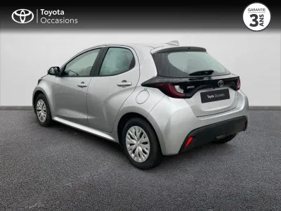 TOYOTA Yaris 120 VVT-i Dynamic Business 5p MC24 occasion 2024 - Photo 2