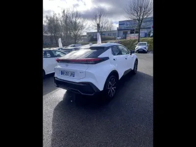 TOYOTA C-HR 1.8 Hybride 140ch Design MY25 occasion 2025 - Photo 4