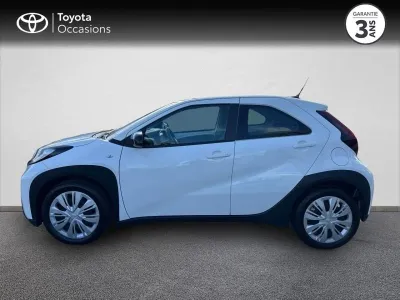 TOYOTA Aygo X 1.0 VVT-i 72ch Dynamic occasion 2023 - Photo 2