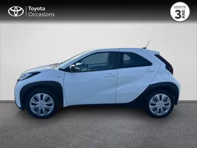 TOYOTA Aygo X 1.0 VVT-i 72ch Dynamic occasion 2023 - Photo 2