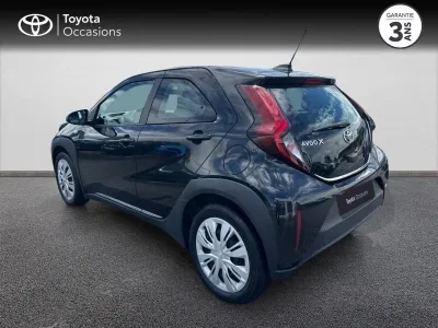 TOYOTA Aygo X 1.0 VVT-i 72ch Dynamic occasion 2023 - Photo 2