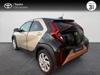 TOYOTA Aygo X 1.0 VVT-i 72ch Design occasion 2022 - Photo 2