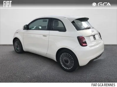 FIAT Nouvelle 500 Berline MY22 Icône berline 42 kWh occasion 2023 - Photo 2