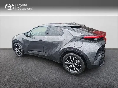 TOYOTA C-HR 1.8 Hybride 140ch Design NG23 occasion 2025 - Photo 2
