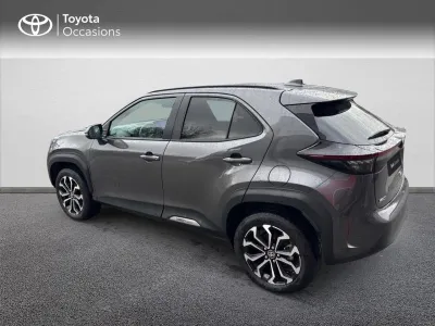 TOYOTA Yaris Cross 130h Design AWD-i MC24 occasion 2024 - Photo 2