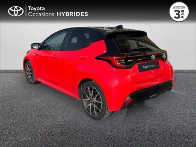 TOYOTA Yaris 116h Première 5p occasion 2021 - Photo 2