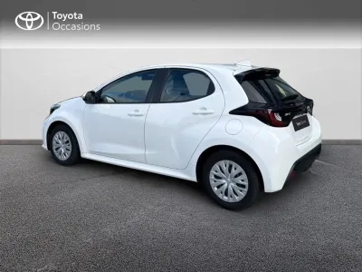 TOYOTA Yaris 116h Dynamic 5p MY22 occasion 2023 - Photo 2