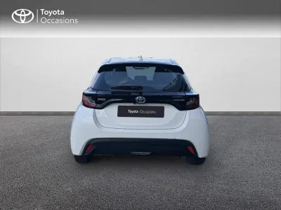 TOYOTA Yaris 116h Dynamic 5p MY22 occasion 2023 - Photo 4