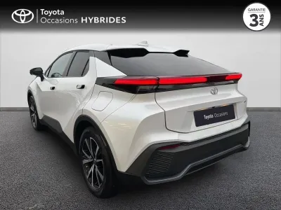 TOYOTA C-HR 1.8 Hybride 140ch Design NG23 occasion 2024 - Photo 2