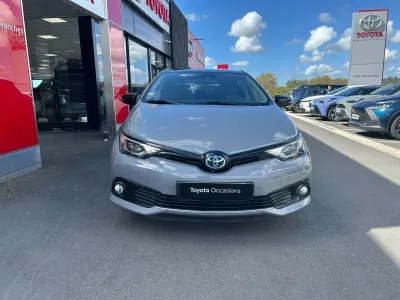 TOYOTA Auris HSD 136h Collection RC18 occasion 2018 - Photo 4