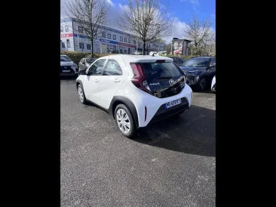 TOYOTA Aygo X 1.0 VVT-i 72ch Dynamic S-CVT MY24 occasion 2025 - Photo 3