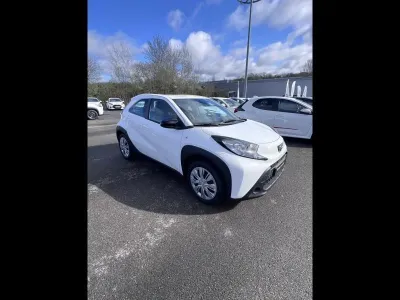TOYOTA Aygo X 1.0 VVT-i 72ch Dynamic S-CVT MY24 occasion 2025 - Photo 2